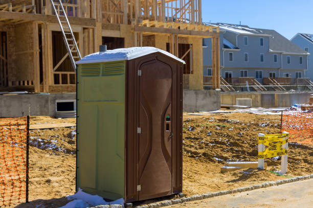 Best Porta potty delivery and setup  in Tower Lakes, IL